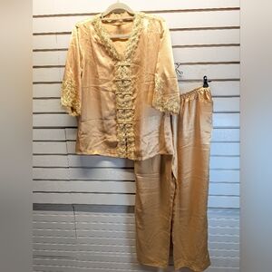 NK Woman’s Champagne 100% Silk with Lace Trim Lounging Set Sz XL NWOT